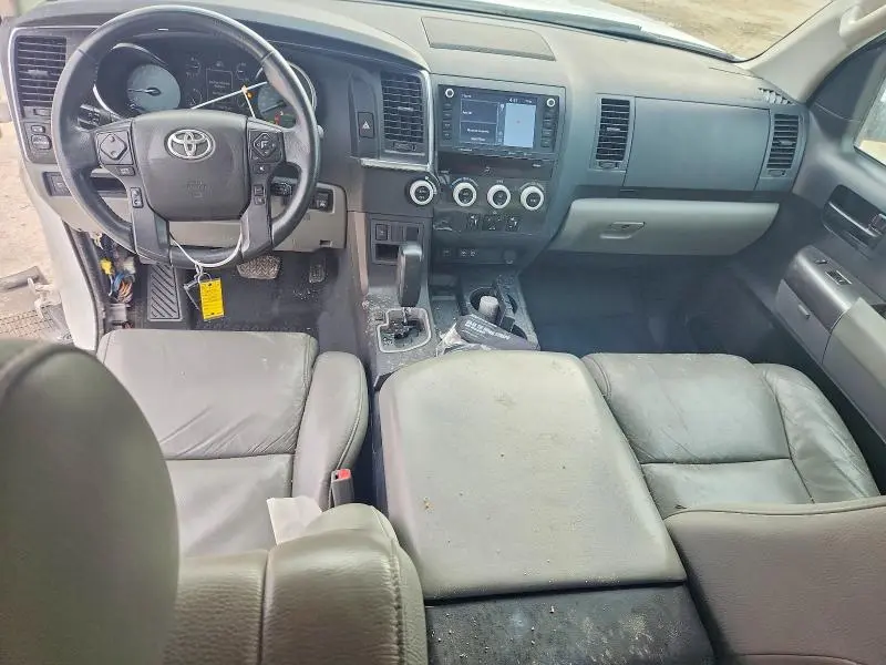 2021 TOYOTA SEQUOIA SR5  