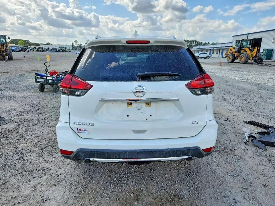 2018 NISSAN ROGUE SV  