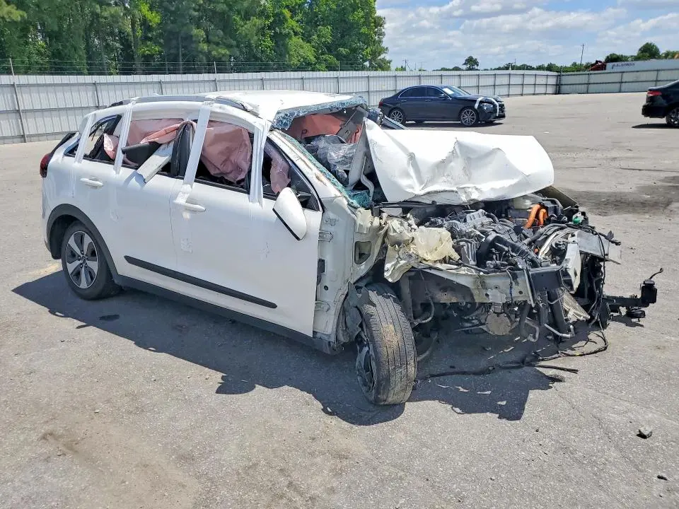 2018 KIA NIRO EX  