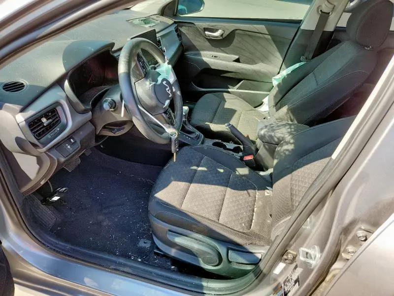 2023 KIA RIO LX  