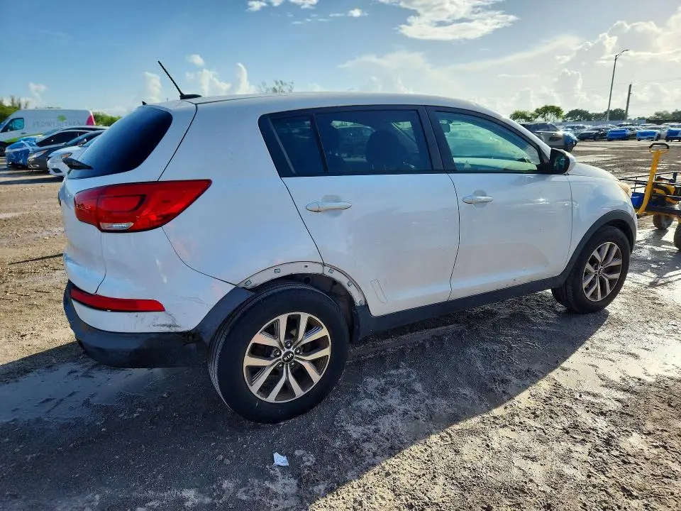 2015 KIA SPORTAGE LX  