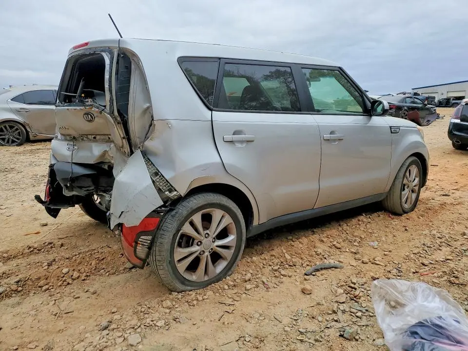 2015 KIA SOUL +  