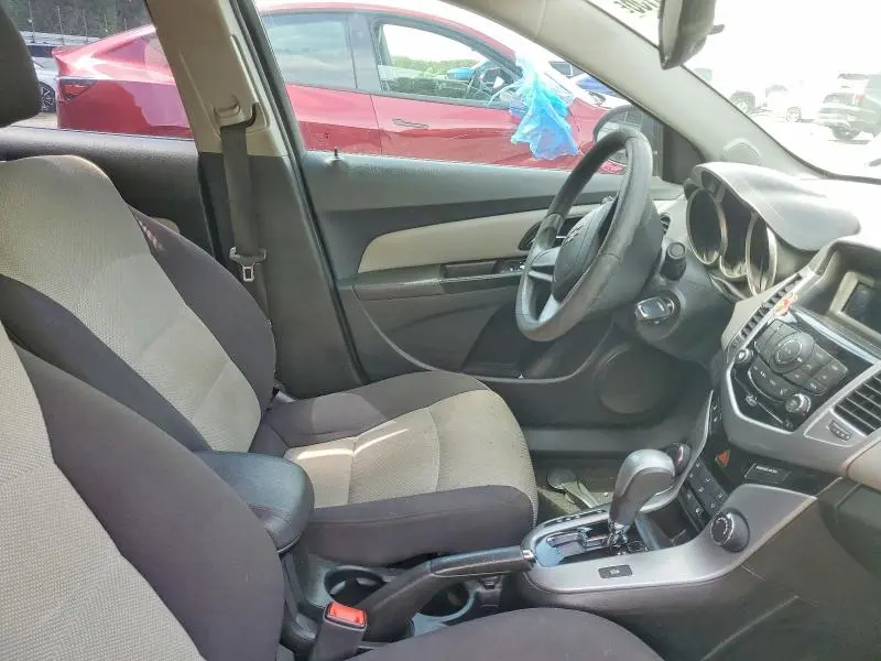 2013 CHEVROLET CRUZE LS  