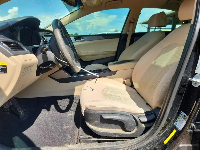 2017 HYUNDAI SONATA SE  