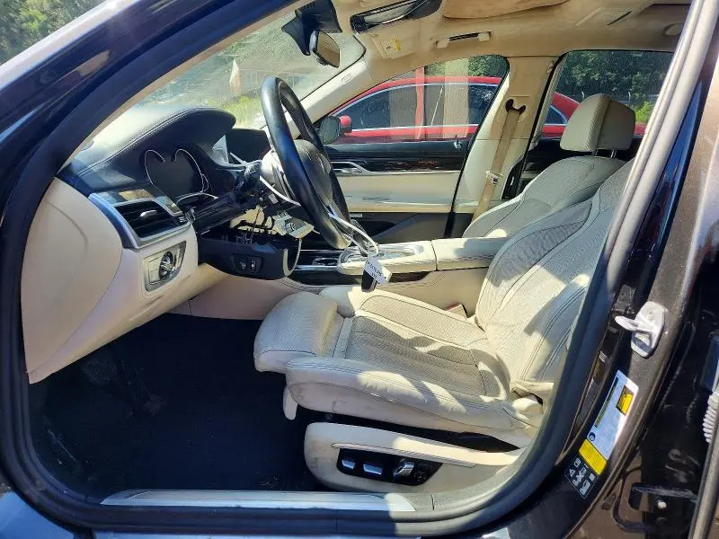 2016 BMW 750 XI  