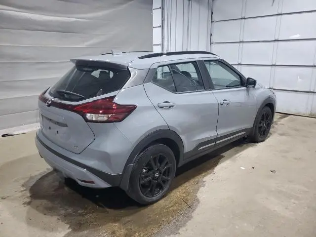 2024 NISSAN KICKS SR  