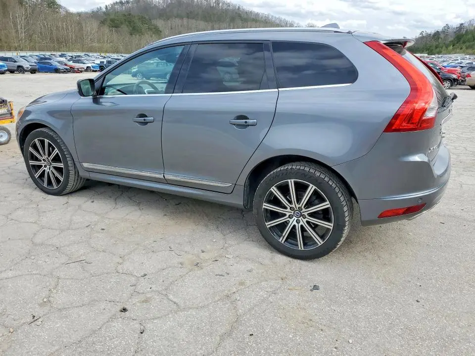 2017 VOLVO XC60 T6 INSCRIPTION  