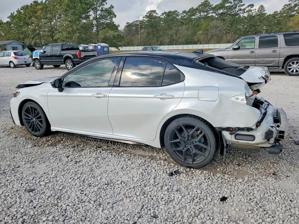2021 TOYOTA CAMRY XSE  