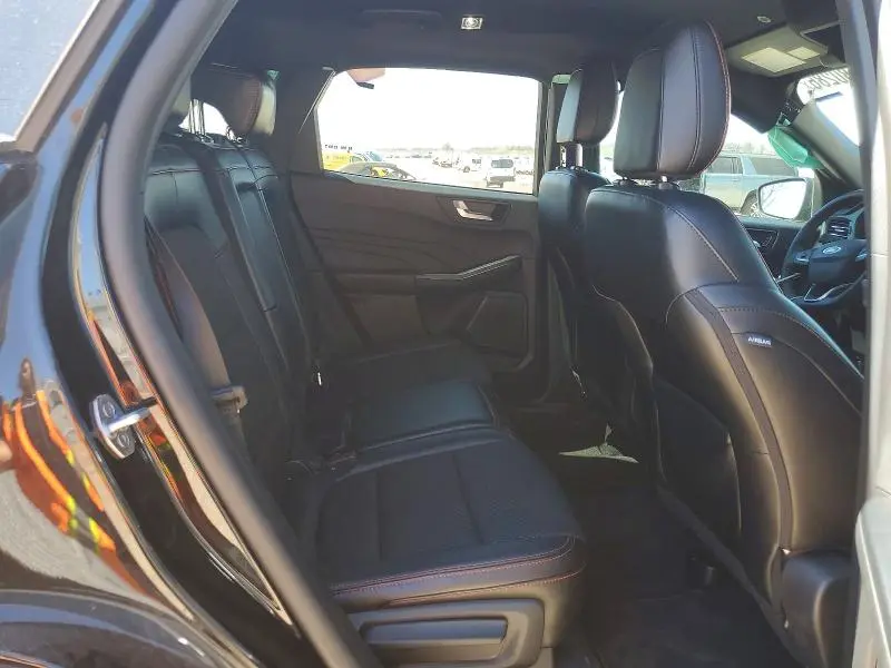 2024 FORD ESCAPE ST LINE  