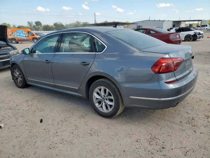 2017 VOLKSWAGEN PASSAT S  