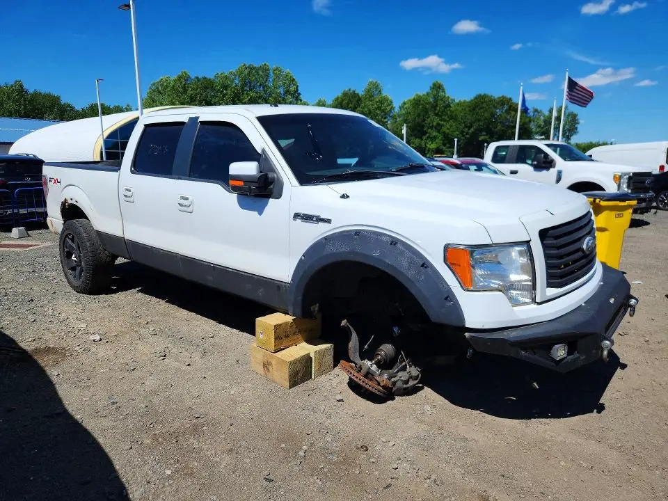 2010 FORD F150 SUPERCREW  