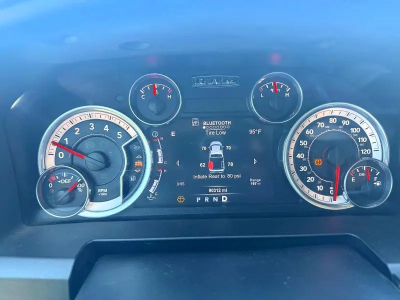 2015 RAM 2500 SLT  