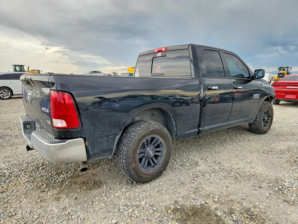 2013 RAM 1500 SLT  