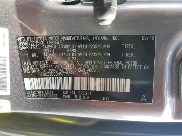 2017 TOYOTA SIENNA SE