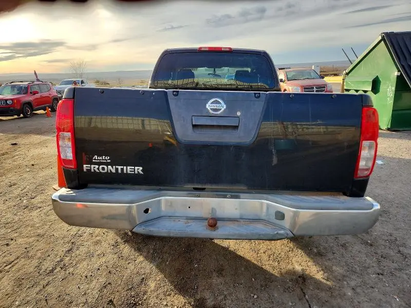 2014 NISSAN FRONTIER S  
