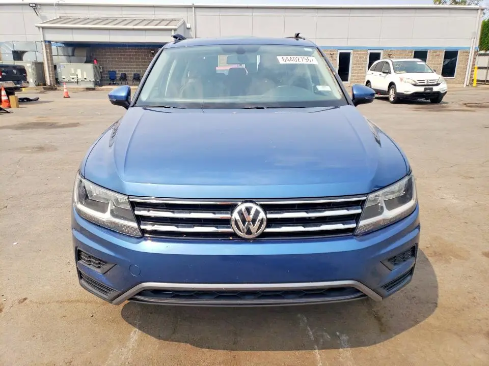 2018 VOLKSWAGEN TIGUAN SE  