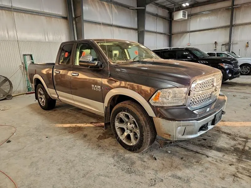 2016 RAM 1500 LARAMIE  