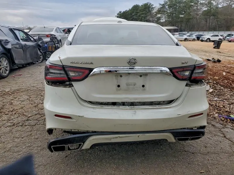 2019 NISSAN MAXIMA S  