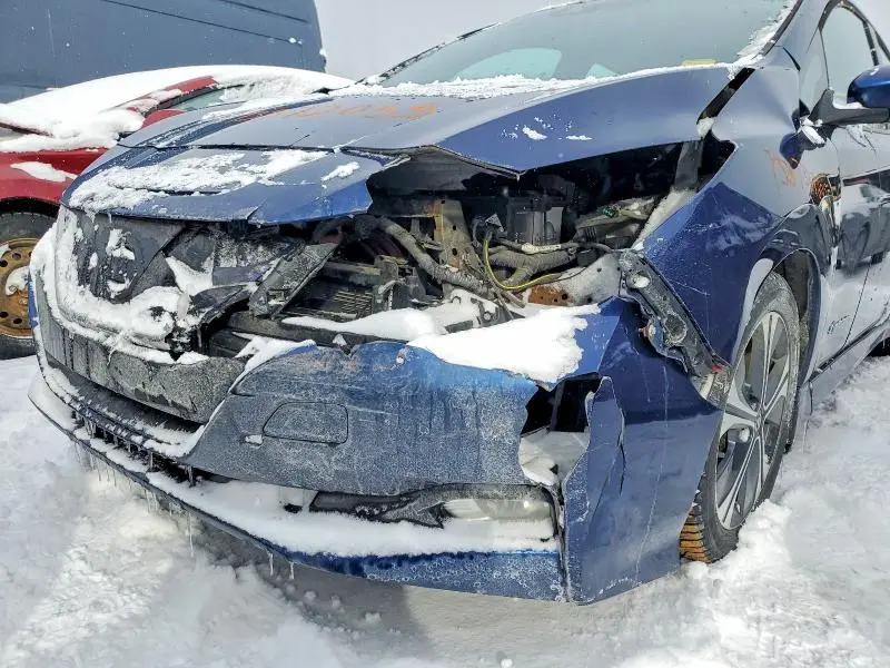 2019 NISSAN LEAF S  