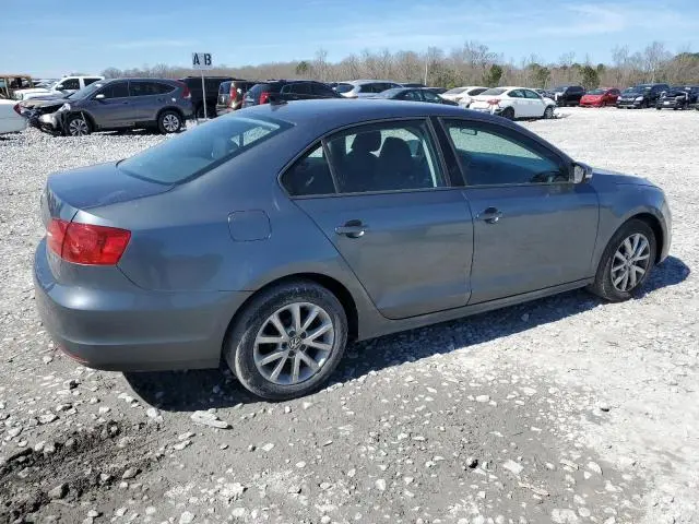 2011 VOLKSWAGEN JETTA SE  