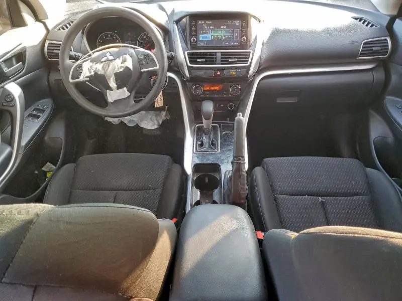 2020 MITSUBISHI ECLIPSE CROSS ES  