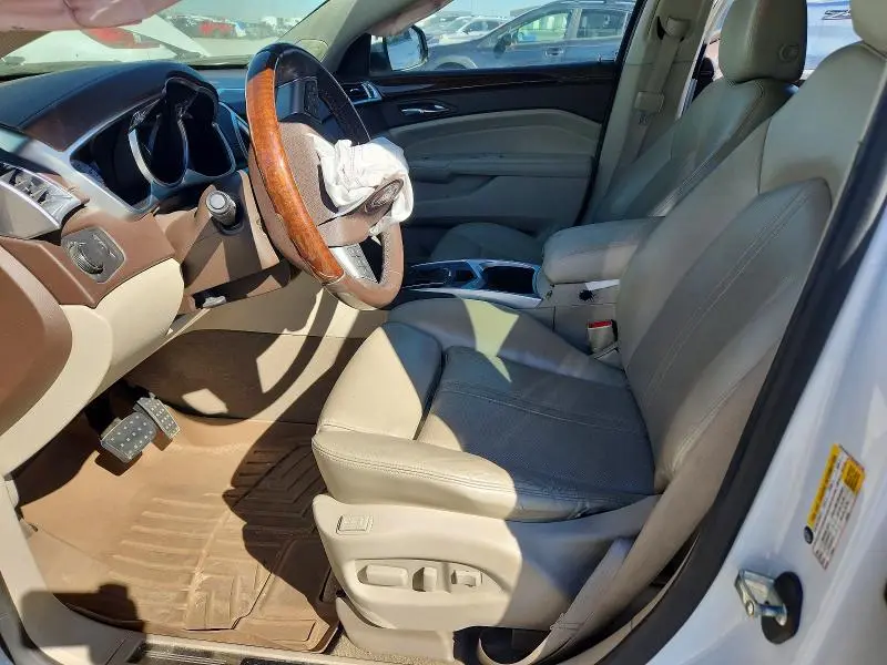 2011 CADILLAC SRX LUXURY COLLECTION  