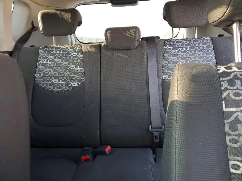 2010 KIA SOUL +  