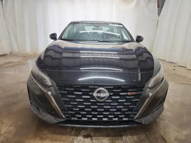 2024 NISSAN ALTIMA SR  