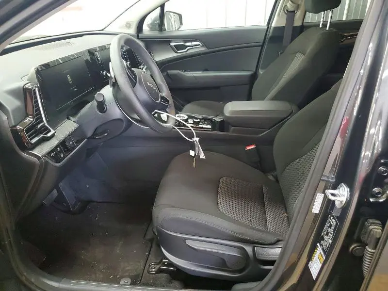 2025 KIA SPORTAGE LX  