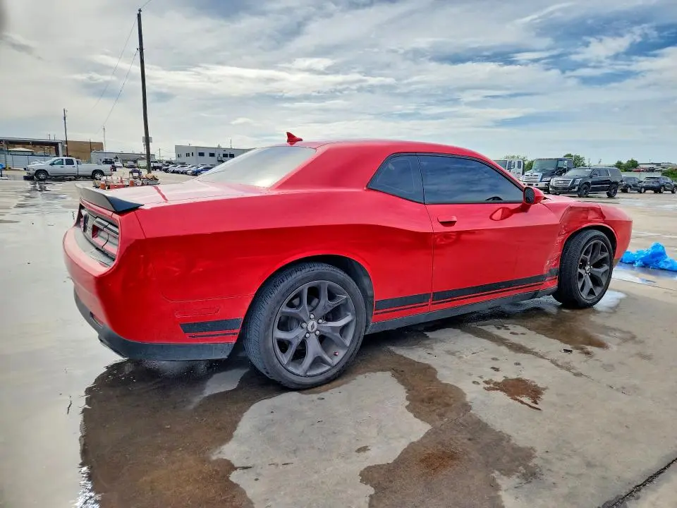 2017 DODGE CHALLENGER SXT  