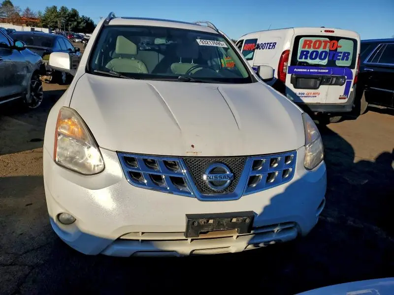 2011 NISSAN ROGUE S  