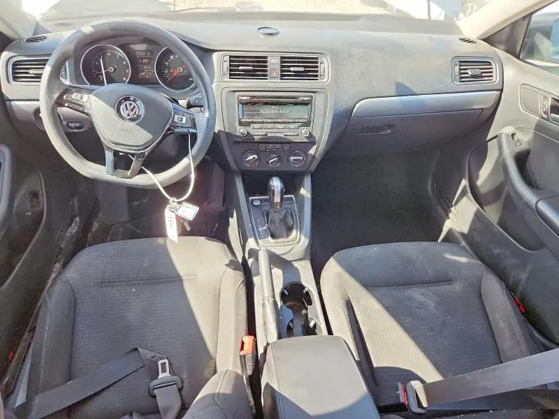 2015 VOLKSWAGEN JETTA SE  