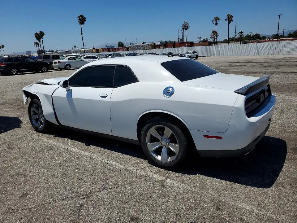2015 DODGE CHALLENGER SXT  