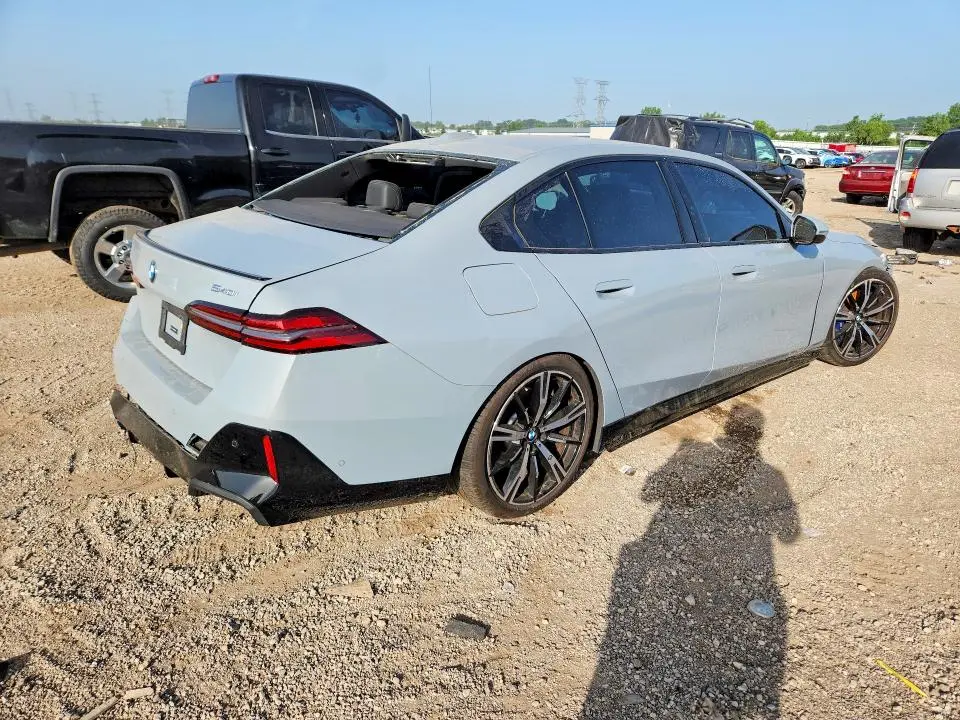 2024 BMW 540 XI  