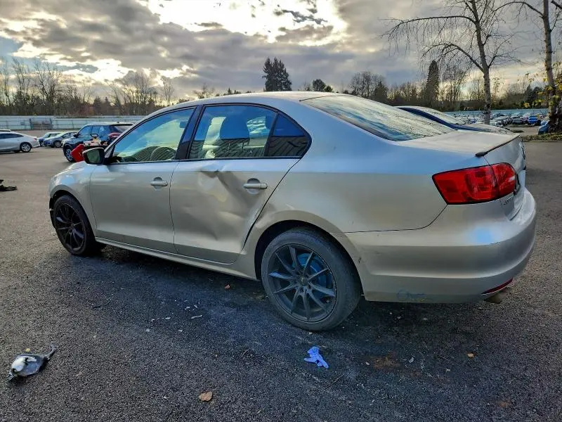 2011 VOLKSWAGEN JETTA BASE  