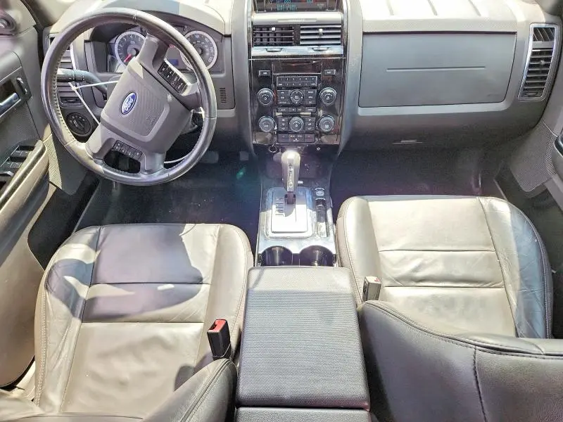 2011 FORD ESCAPE LIMITED  