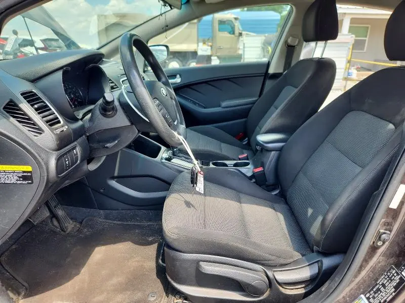 2018 KIA FORTE LX  