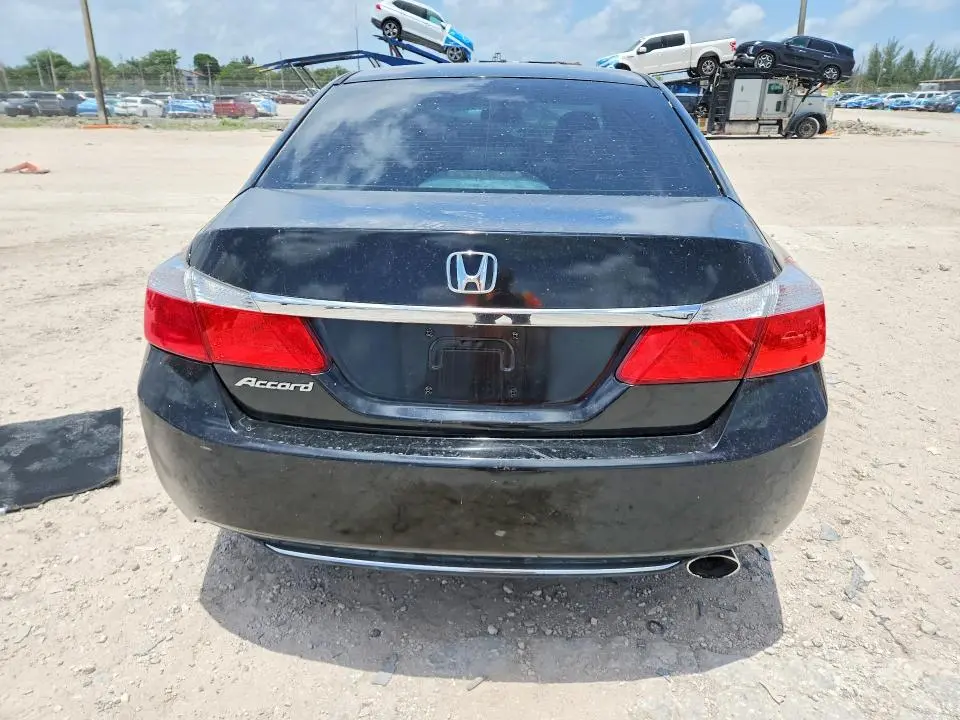 2013 HONDA ACCORD LX  