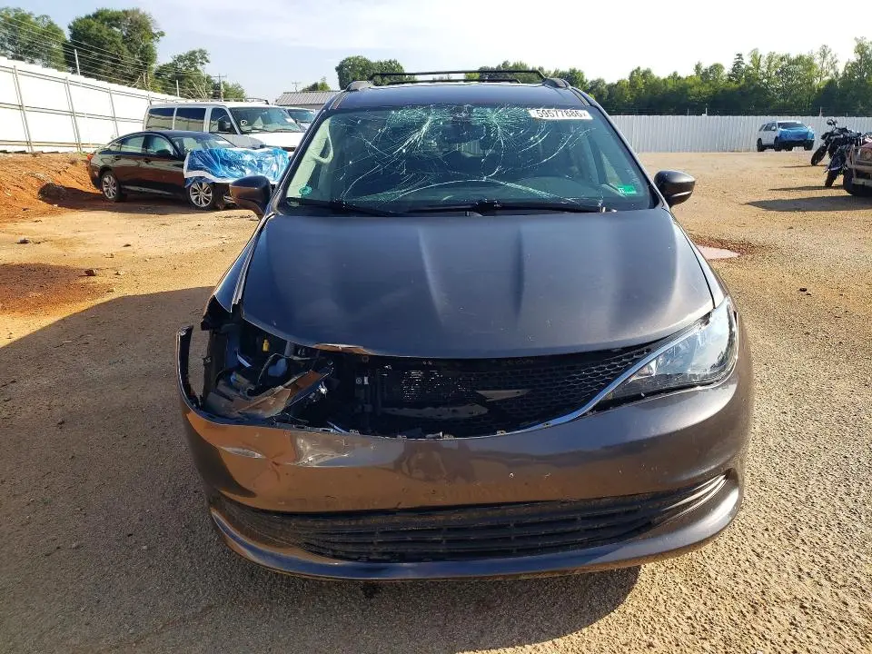 2020 CHRYSLER VOYAGER LXI  