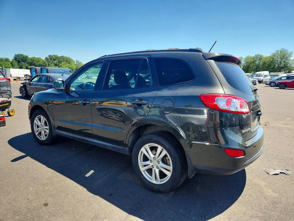 2012 HYUNDAI SANTA FE SE  