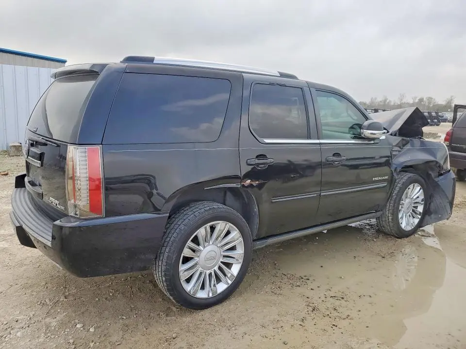 2014 CADILLAC ESCALADE PREMIUM  
