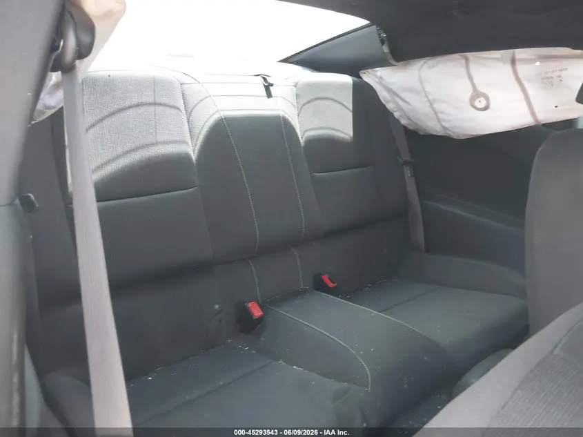 2011 CHEVROLET CAMARO 1LT