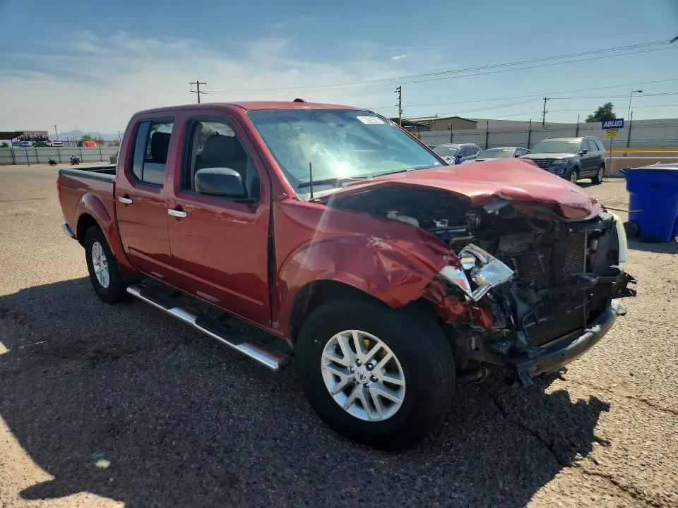 2015 NISSAN FRONTIER SV  