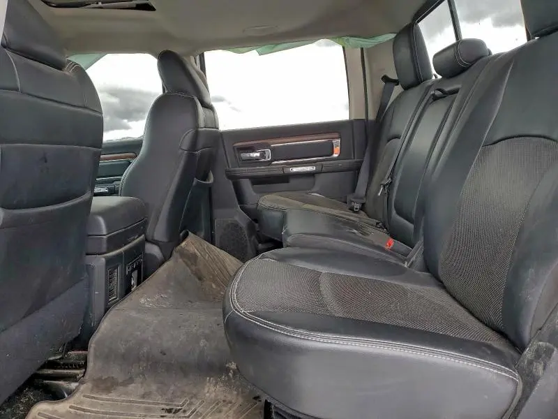 2013 RAM 3500 LARAMIE  