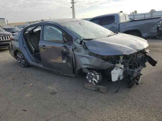 2024 NISSAN VERSA SV  