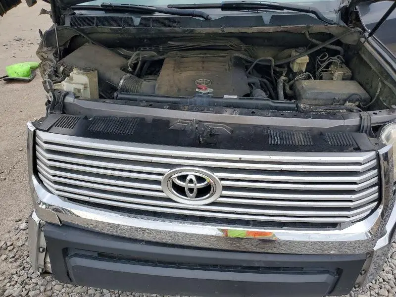 2017 TOYOTA TUNDRA CREWMAX LIMITED  