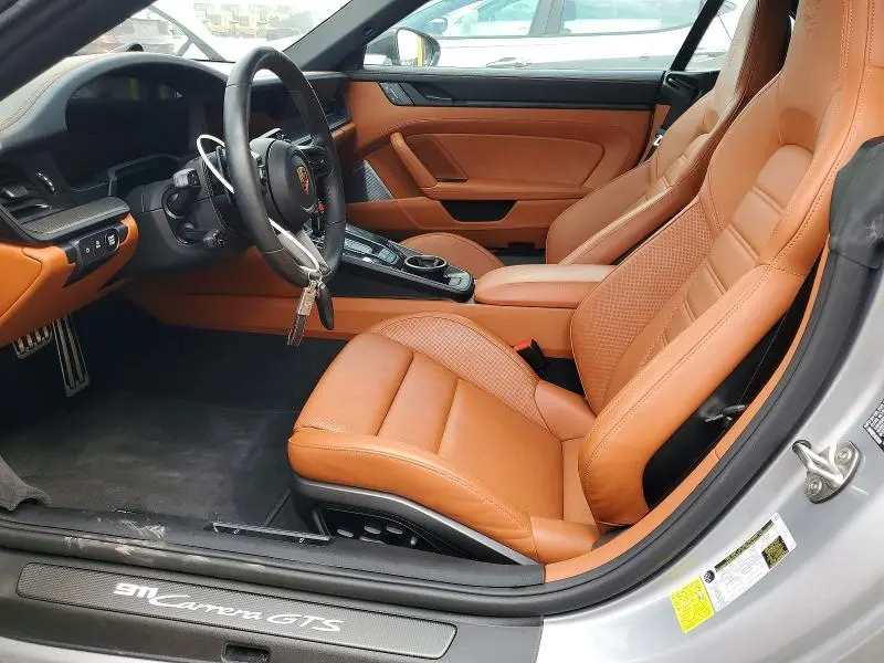 2025 PORSCHE 911 CARRERA GTS  