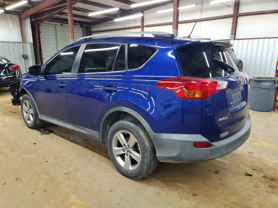 2015 TOYOTA RAV4 XLE  
