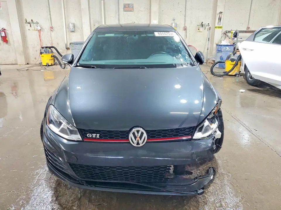 2017 VOLKSWAGEN GTI S  