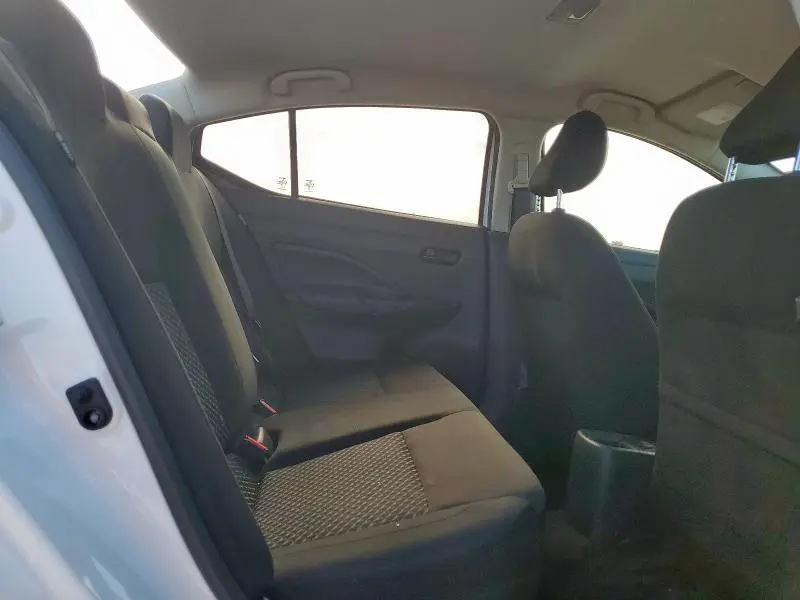 2024 NISSAN VERSA S  